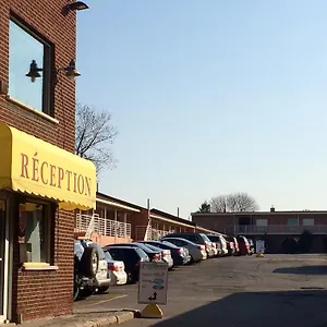 Le Marquis 2*, Montreal Canada