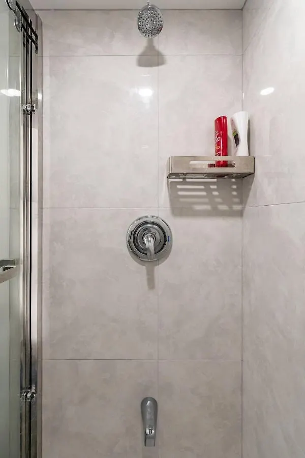 Simple & Tidy Private Rooms Τορόντο Πανσιόν