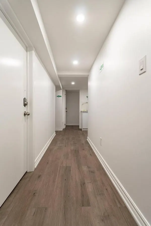 Πανσιόν Simple & Tidy Private Rooms Τορόντο