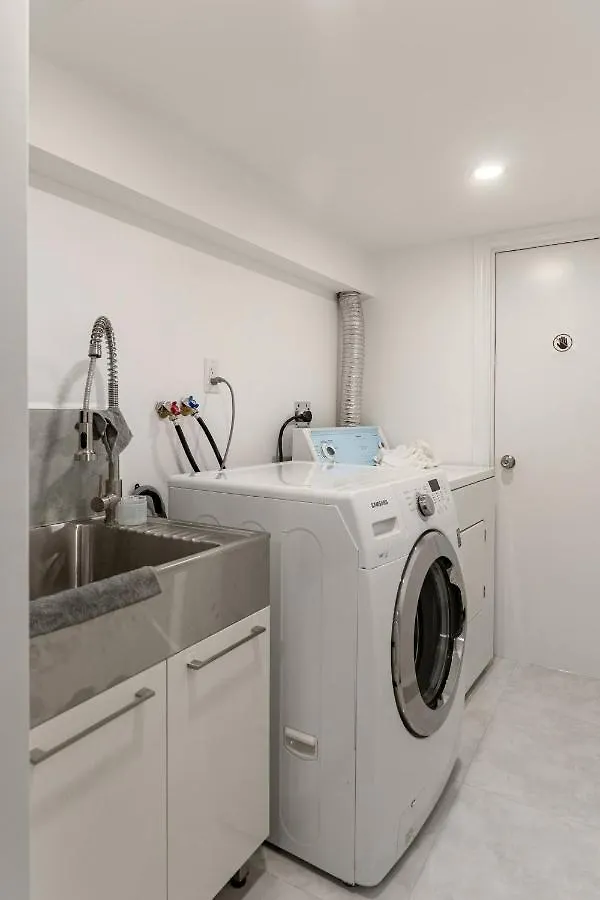 Simple & Tidy Private Rooms Τορόντο Καναδάς